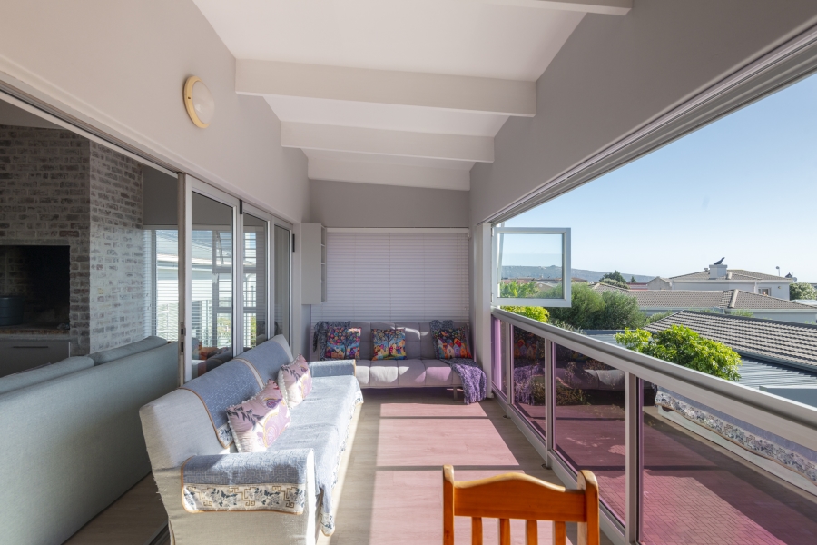 3 Bedroom Property for Sale in Myburgh Park Western Cape
